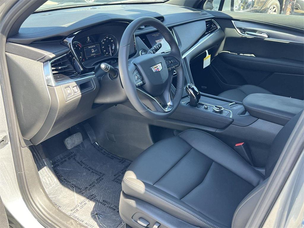 new 2025 Cadillac XT6 car, priced at $48,840