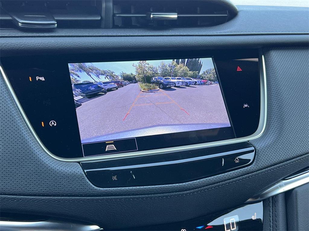 new 2025 Cadillac XT6 car, priced at $48,840