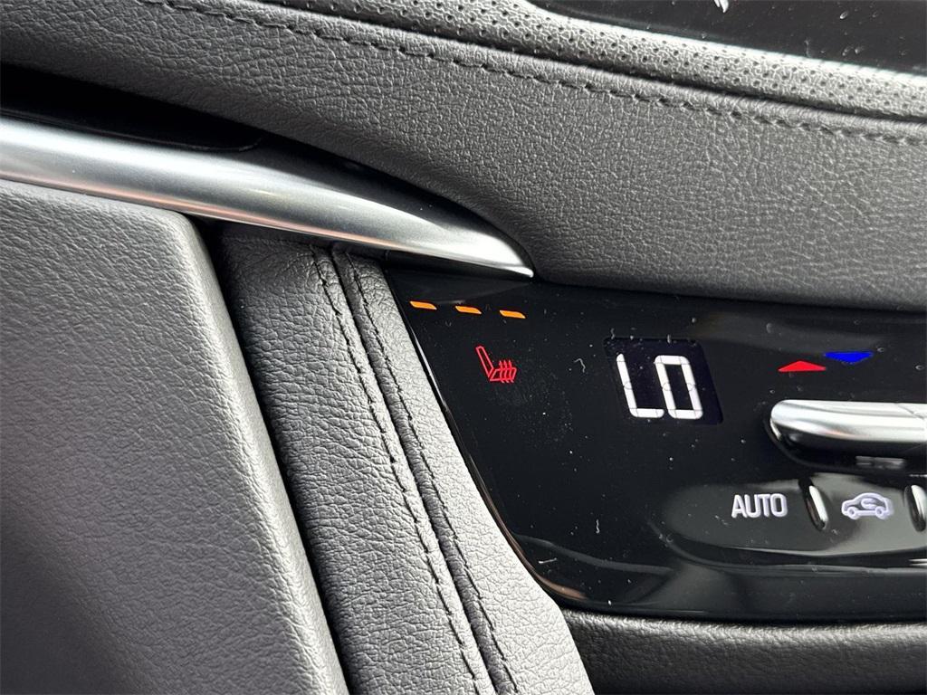 new 2025 Cadillac XT6 car, priced at $48,840