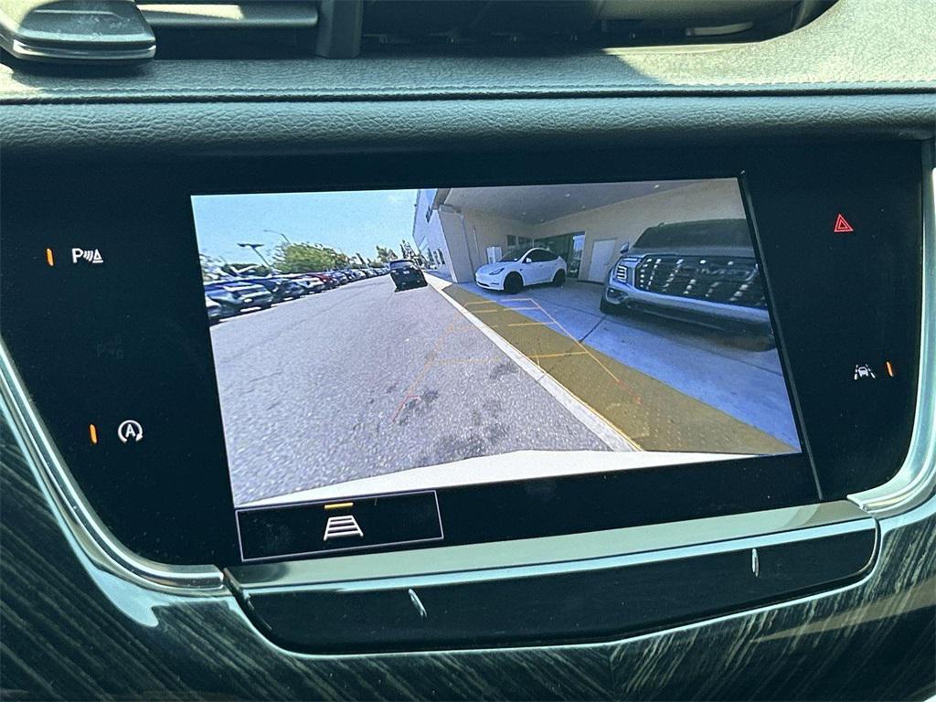 used 2022 Cadillac XT6 car, priced at $36,298