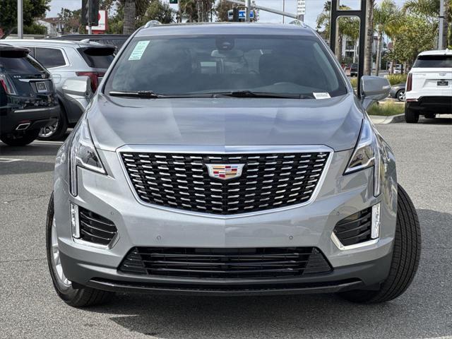 new 2025 Cadillac XT5 car, priced at $45,190