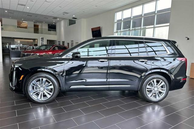 new 2024 Cadillac XT6 car, priced at $54,042