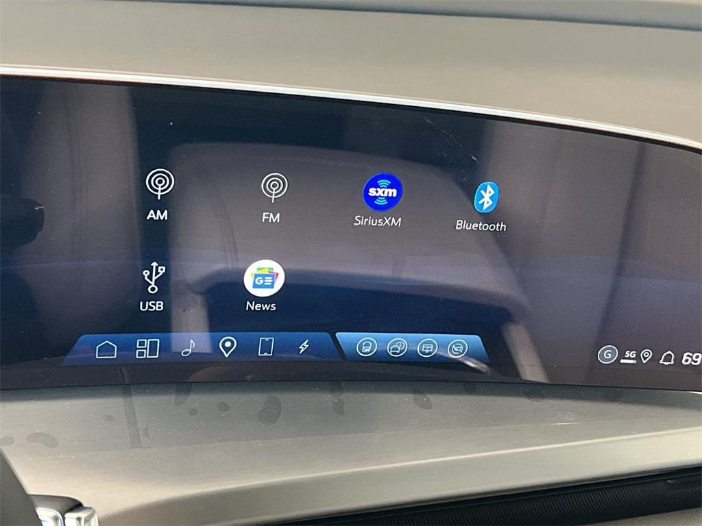 new 2026 Cadillac VISTIQ car, priced at $80,390