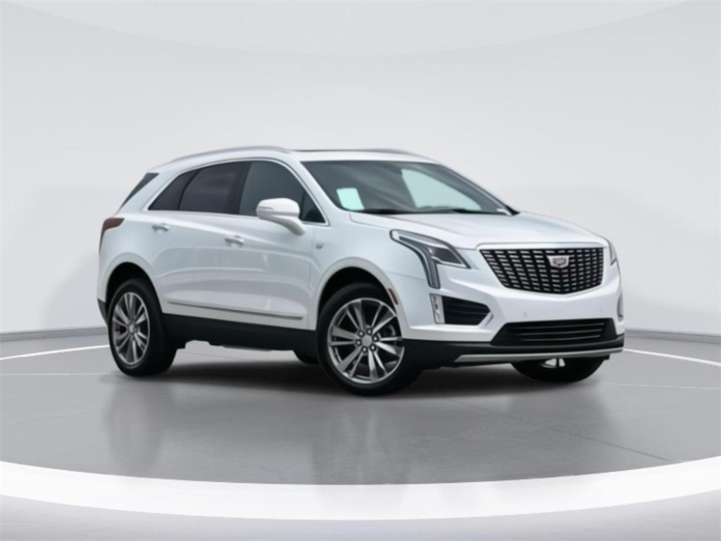 new 2024 Cadillac XT5 car, priced at $47,033