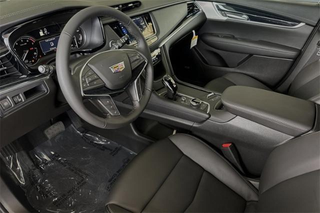 new 2024 Cadillac XT5 car, priced at $47,033