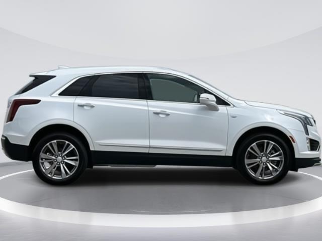 new 2024 Cadillac XT5 car, priced at $47,033