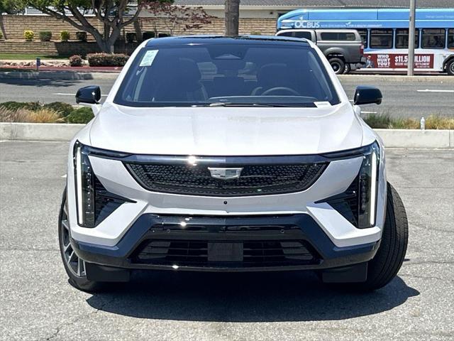 new 2025 Cadillac OPTIQ car, priced at $56,215