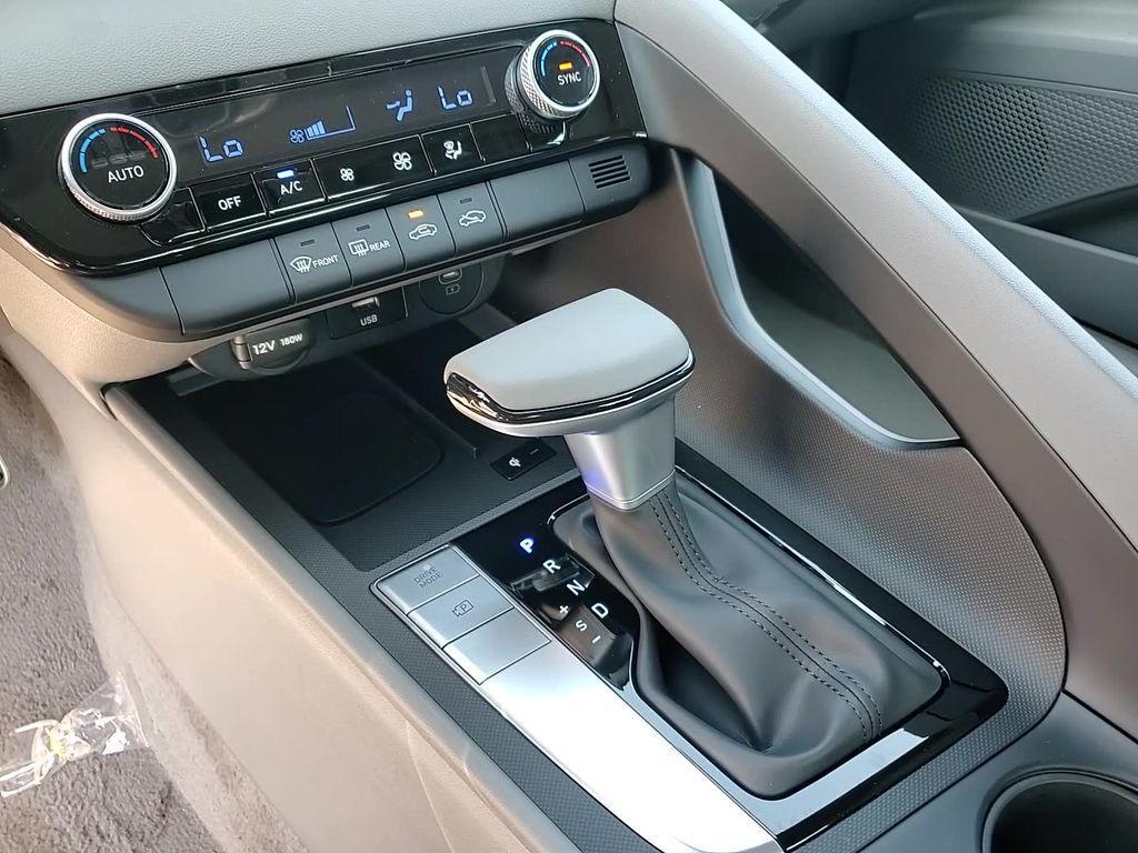 new 2025 Hyundai Elantra car, priced at $23,732