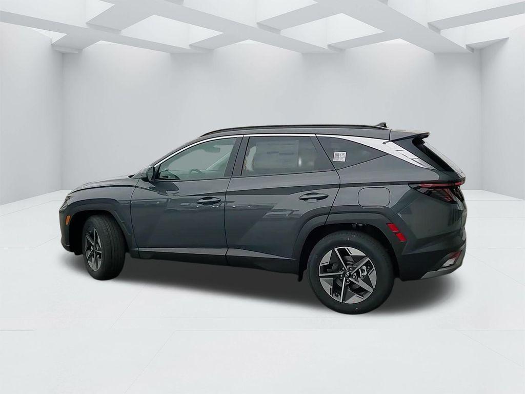 new 2025 Hyundai Tucson car, priced at $34,128