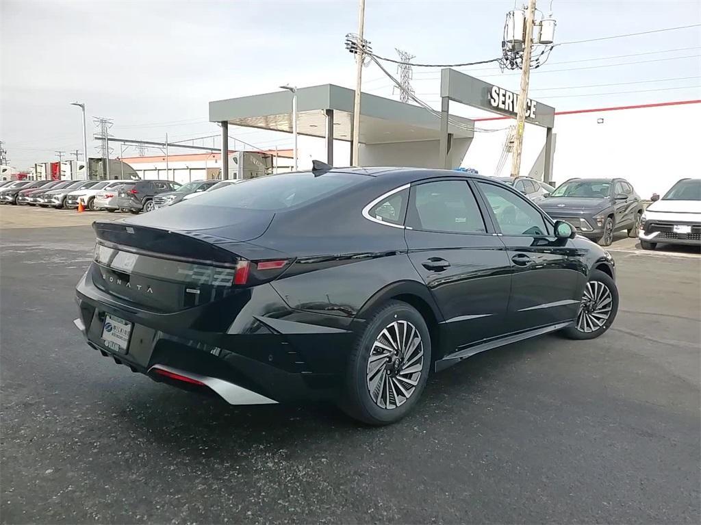 new 2025 Hyundai Sonata Hybrid car, priced at $38,481