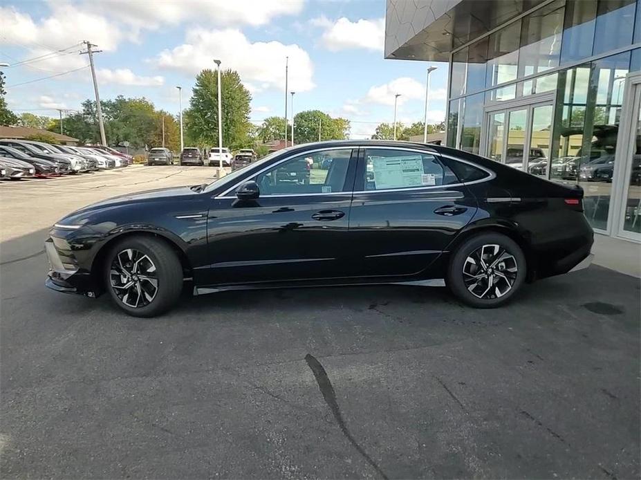 new 2025 Hyundai Sonata car, priced at $30,016