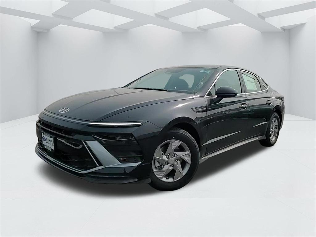 new 2025 Hyundai Sonata car, priced at $26,555