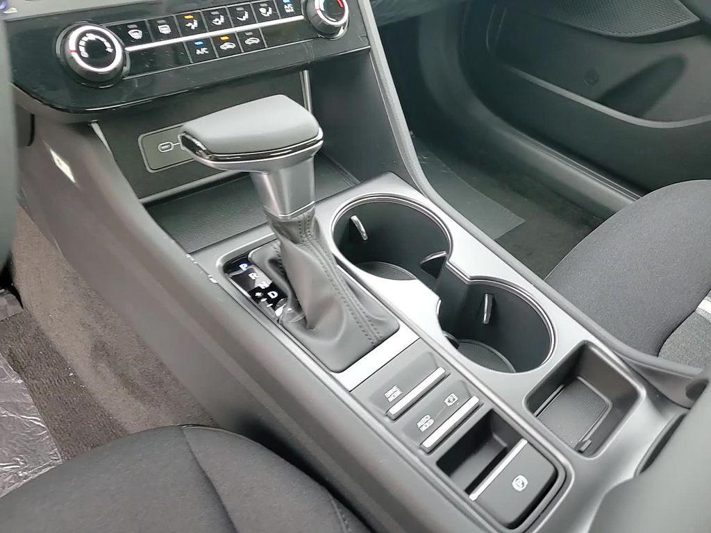new 2025 Hyundai Sonata car, priced at $27,805