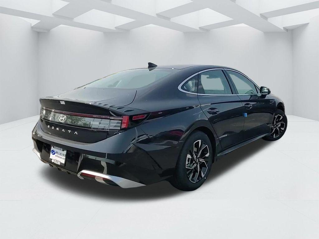 new 2025 Hyundai Sonata car, priced at $28,946