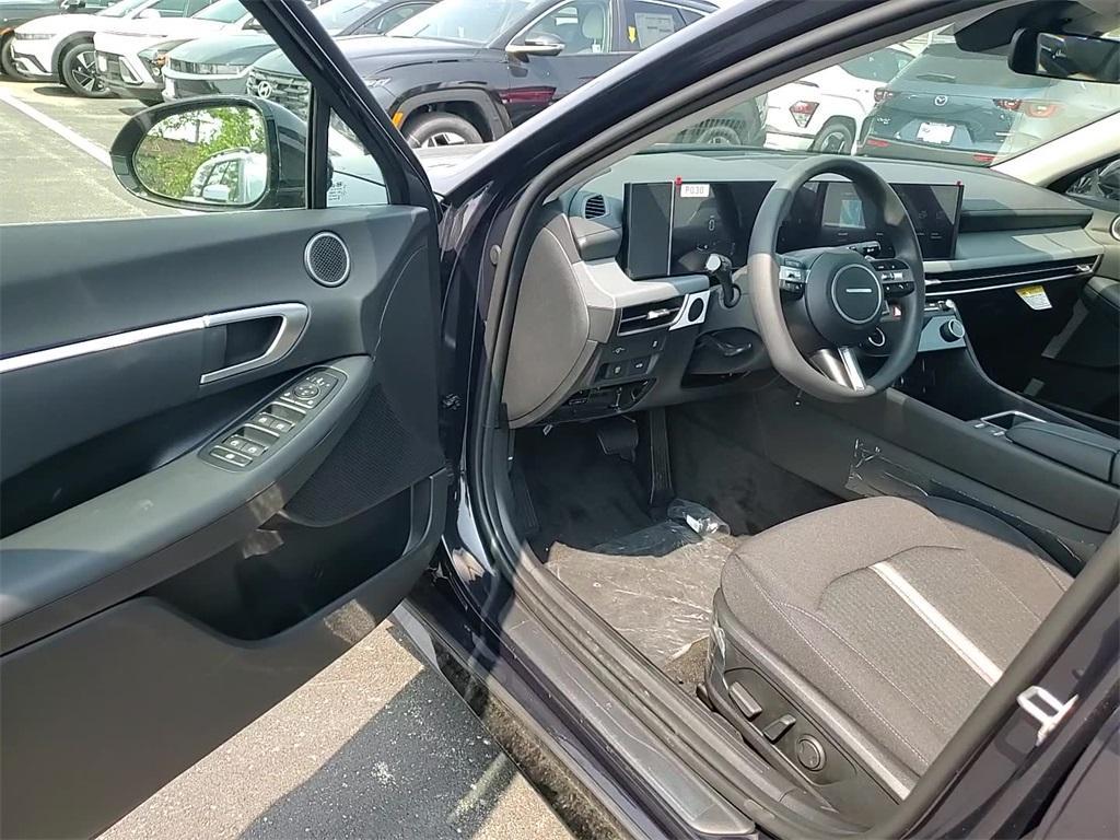 new 2025 Hyundai Sonata car, priced at $27,696