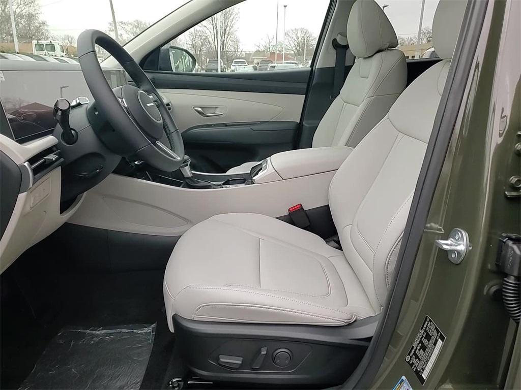 new 2025 Hyundai Tucson car, priced at $34,139