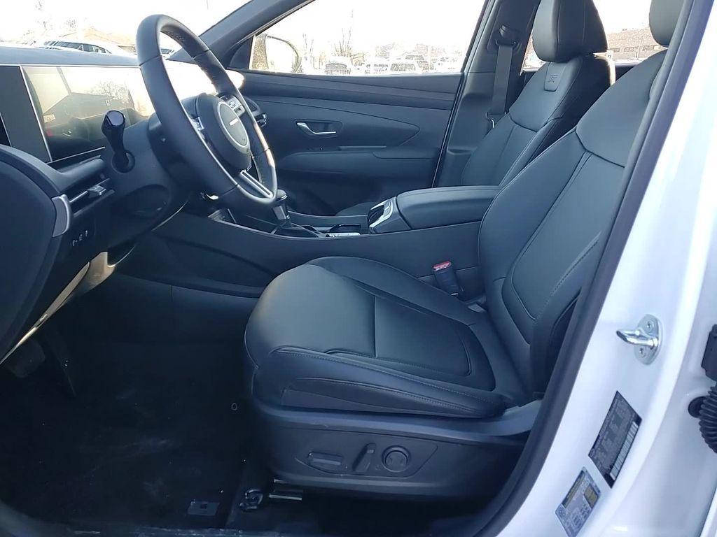 new 2025 Hyundai Tucson car, priced at $34,416