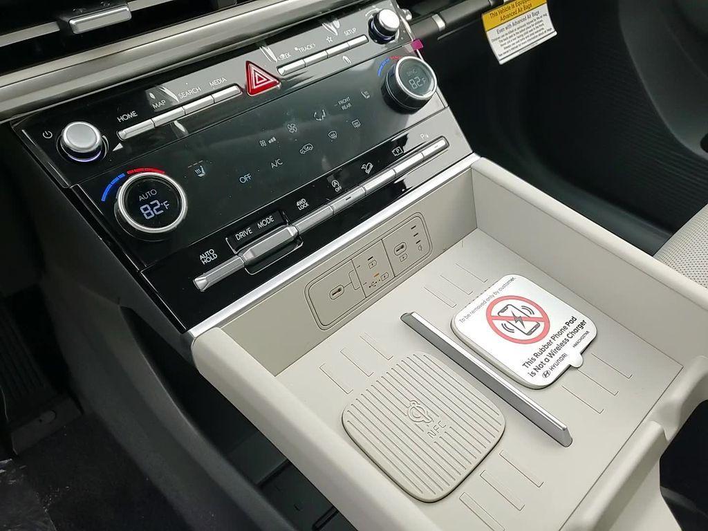 new 2025 Hyundai Santa Fe car, priced at $38,113