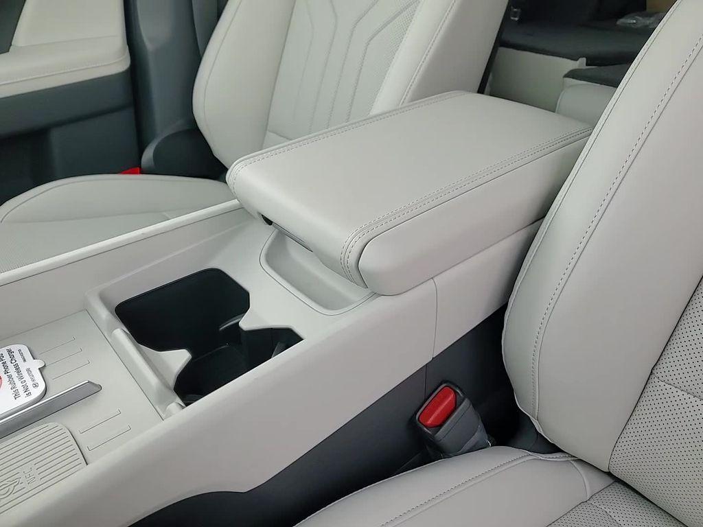 new 2025 Hyundai Santa Fe car, priced at $38,113
