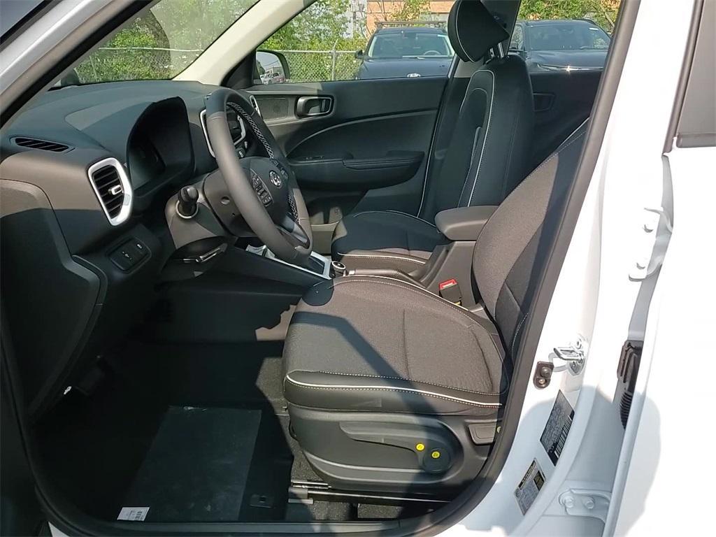 new 2025 Hyundai Venue car, priced at $24,089
