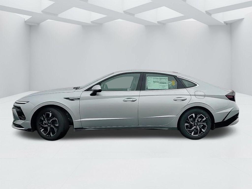 new 2025 Hyundai Sonata car, priced at $28,896
