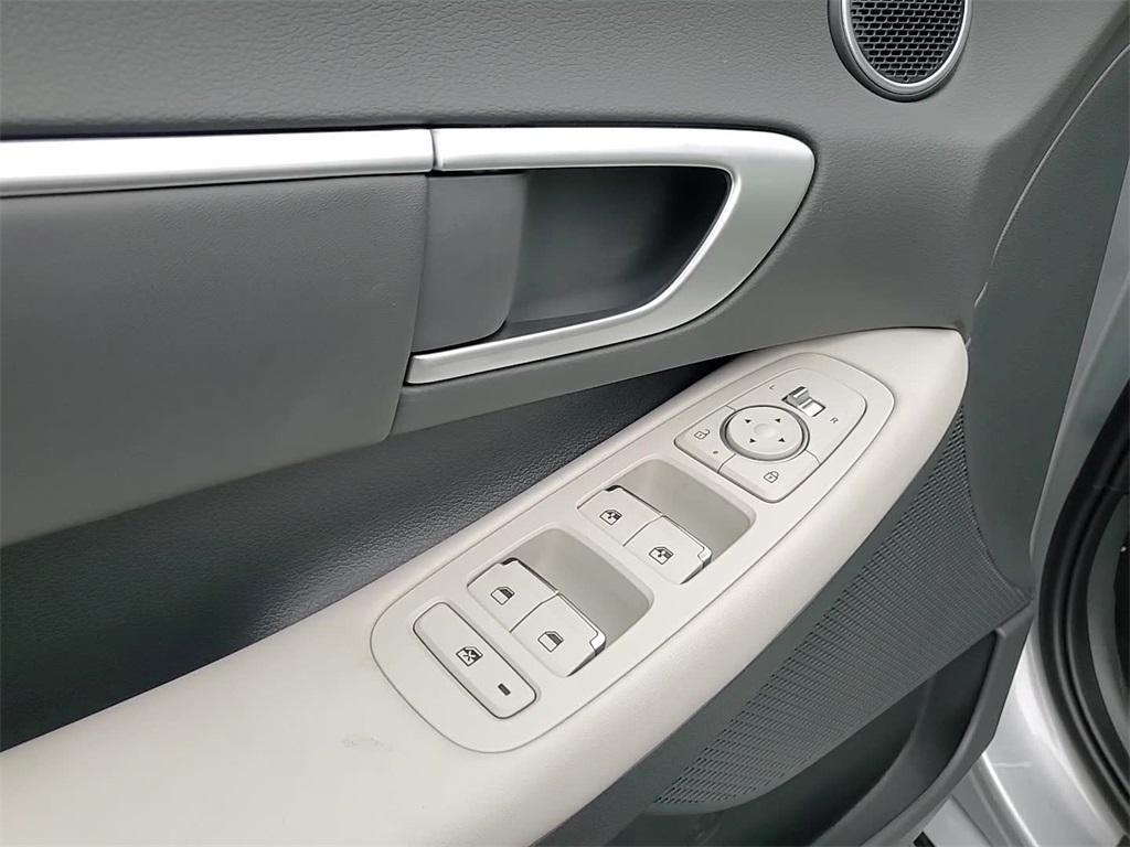 new 2025 Hyundai Sonata car, priced at $27,646