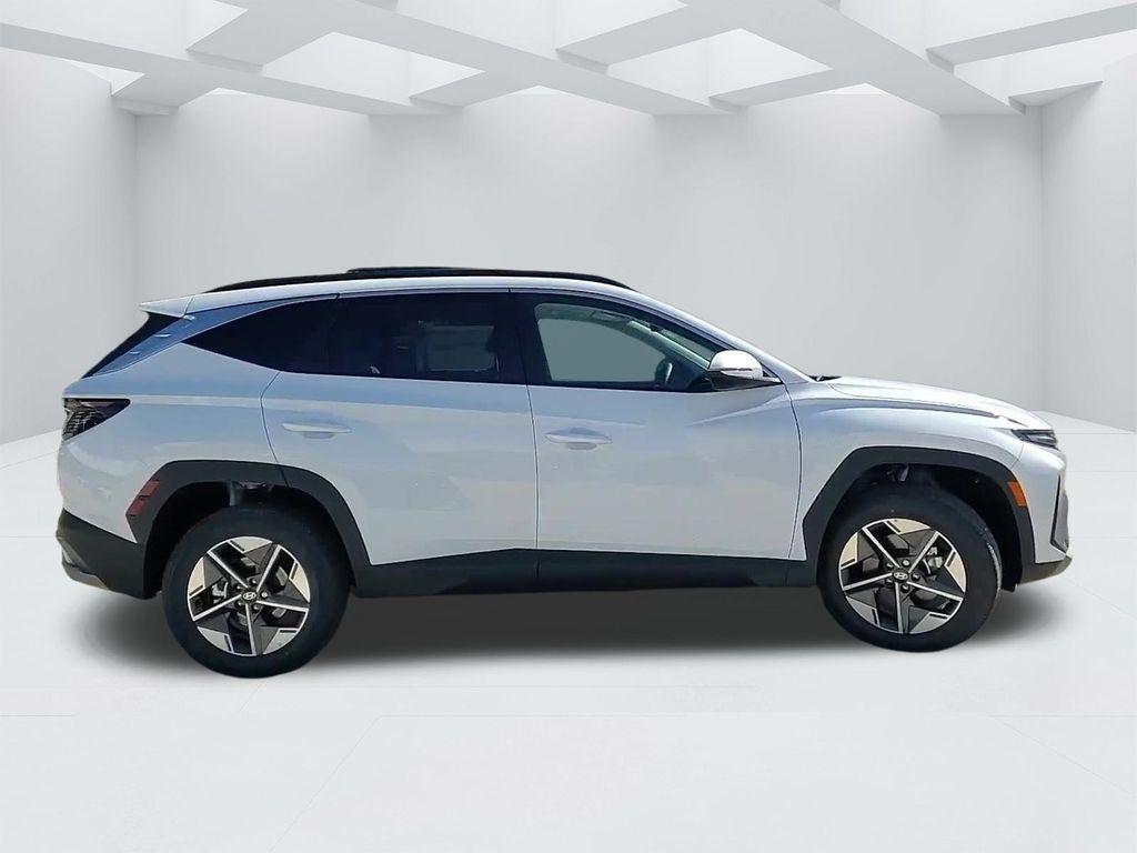new 2025 Hyundai TUCSON Hybrid car, priced at $37,041