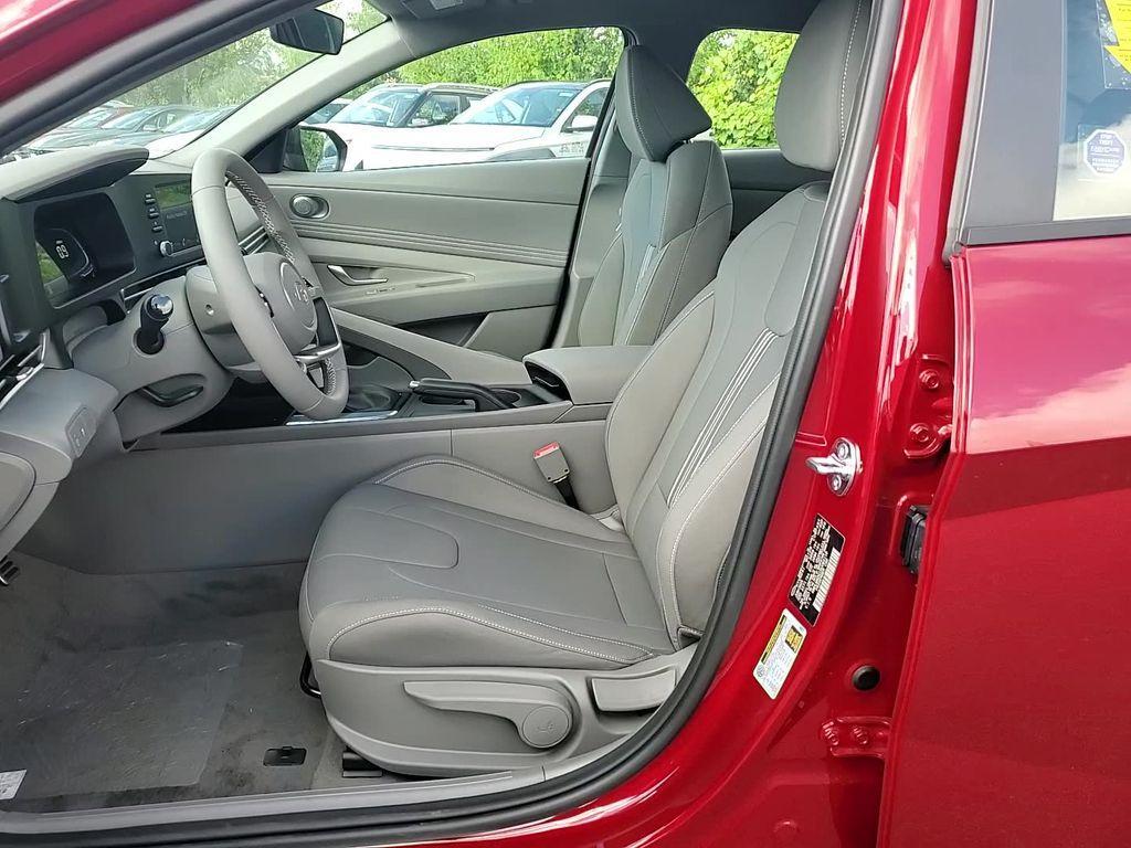 new 2025 Hyundai Elantra car, priced at $24,293