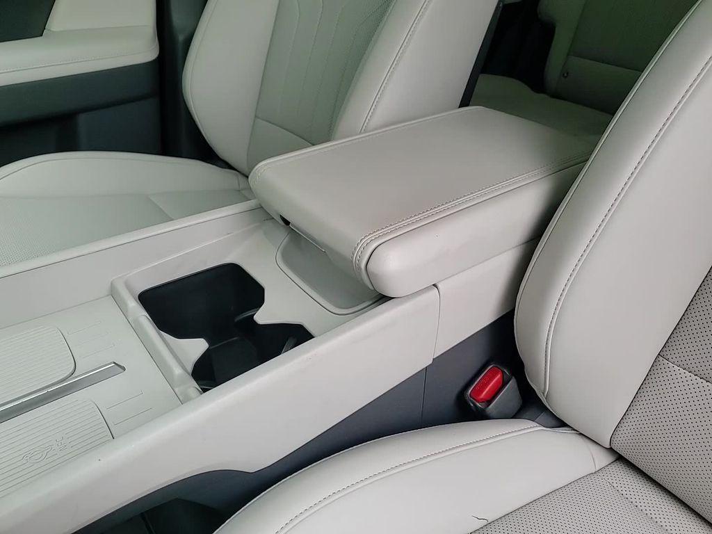 used 2024 Hyundai Santa Fe car, priced at $32,500
