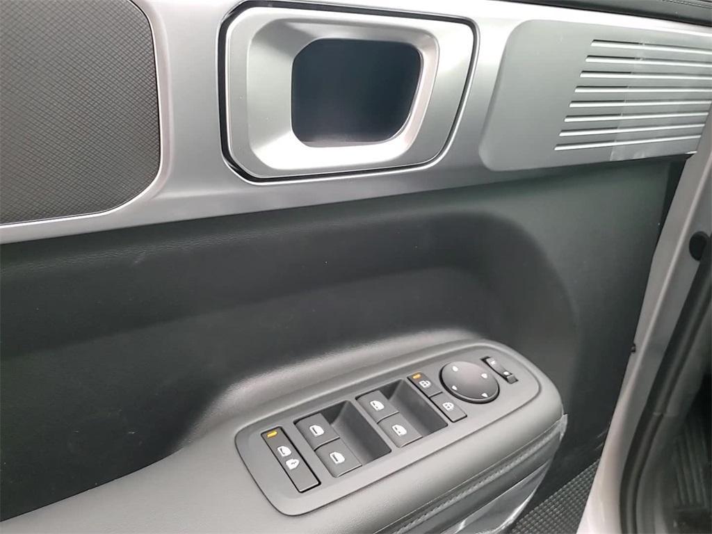 new 2025 Hyundai Santa Fe car, priced at $37,658