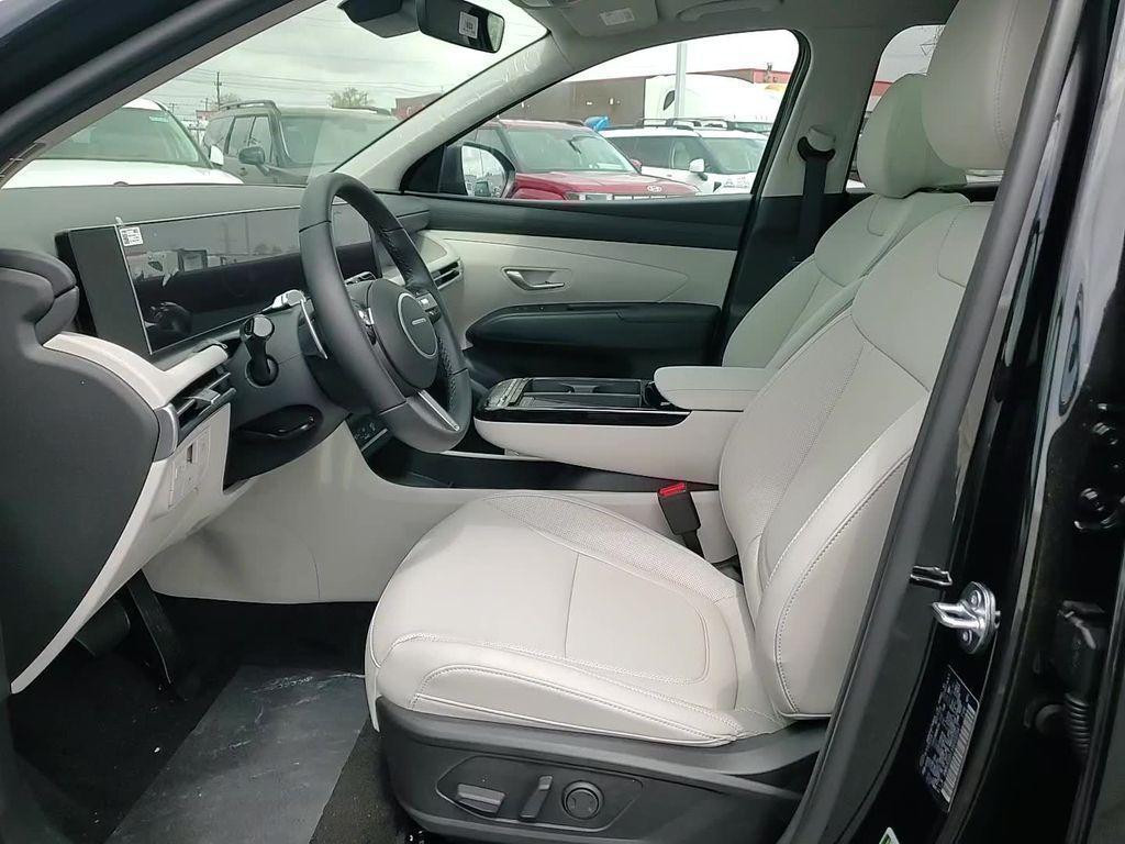 new 2025 Hyundai TUCSON Hybrid car, priced at $36,552