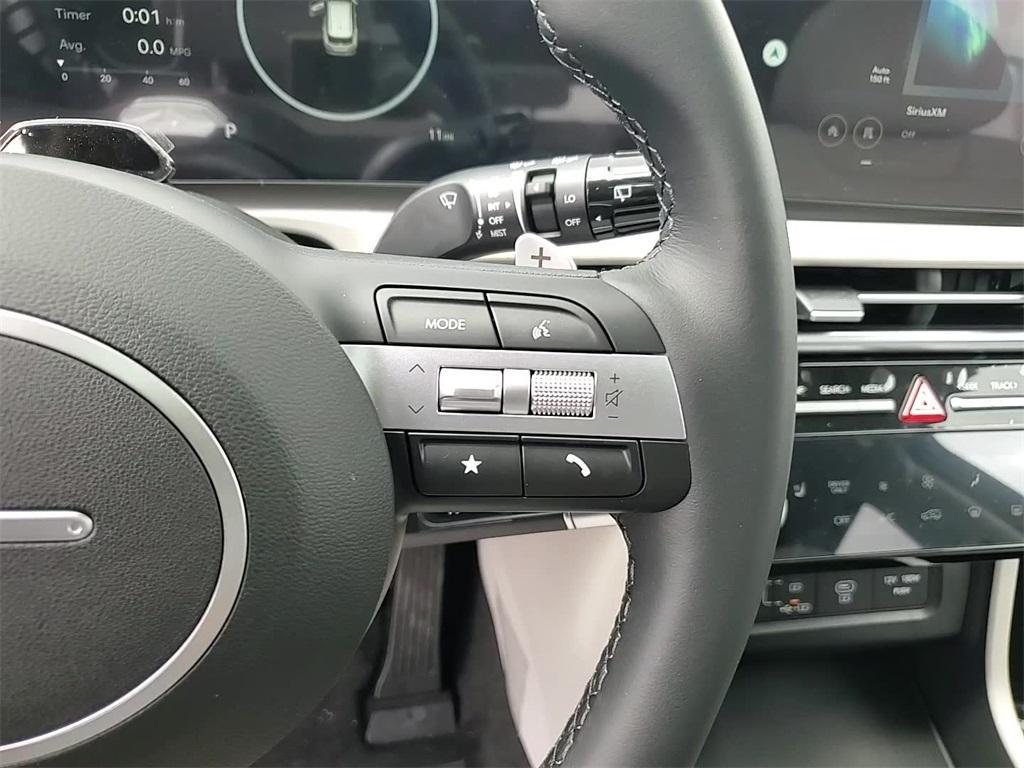 new 2025 Hyundai TUCSON Hybrid car, priced at $36,552