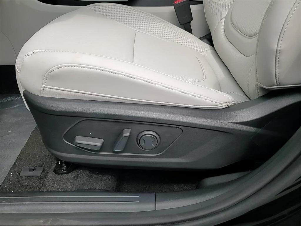 new 2025 Hyundai TUCSON Hybrid car, priced at $36,552