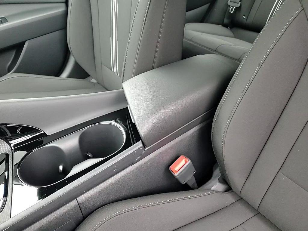 new 2025 Hyundai ELANTRA HEV car, priced at $28,284