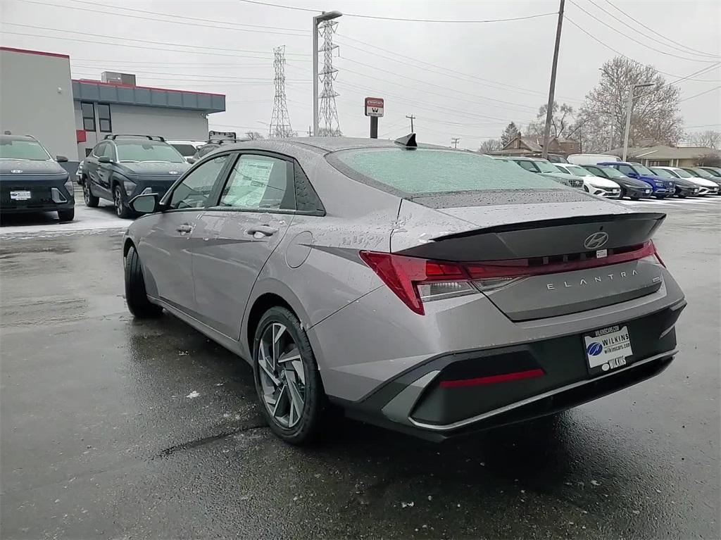 new 2025 Hyundai Elantra HEV car, priced at $28,284