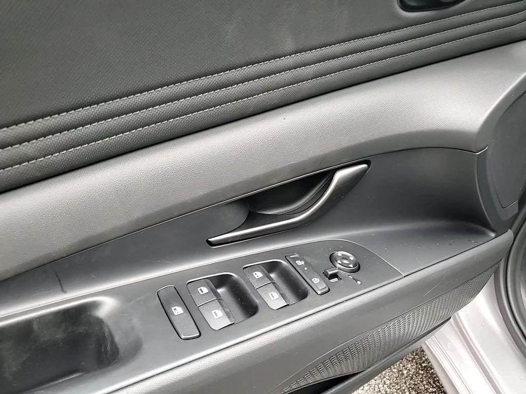 new 2025 Hyundai ELANTRA HEV car, priced at $28,284