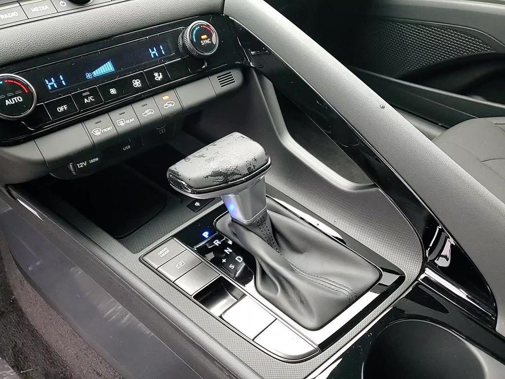 new 2025 Hyundai ELANTRA HEV car, priced at $28,284