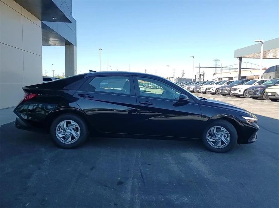 new 2025 Hyundai Elantra car, priced at $23,273