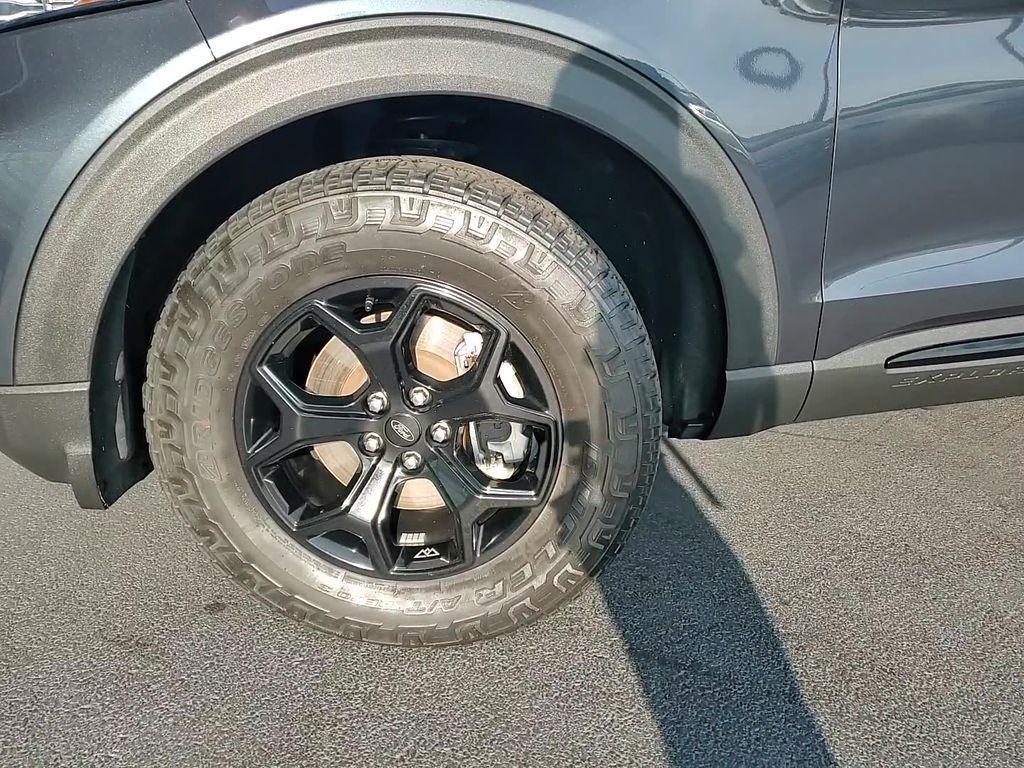 used 2022 Ford Explorer car, priced at $33,900