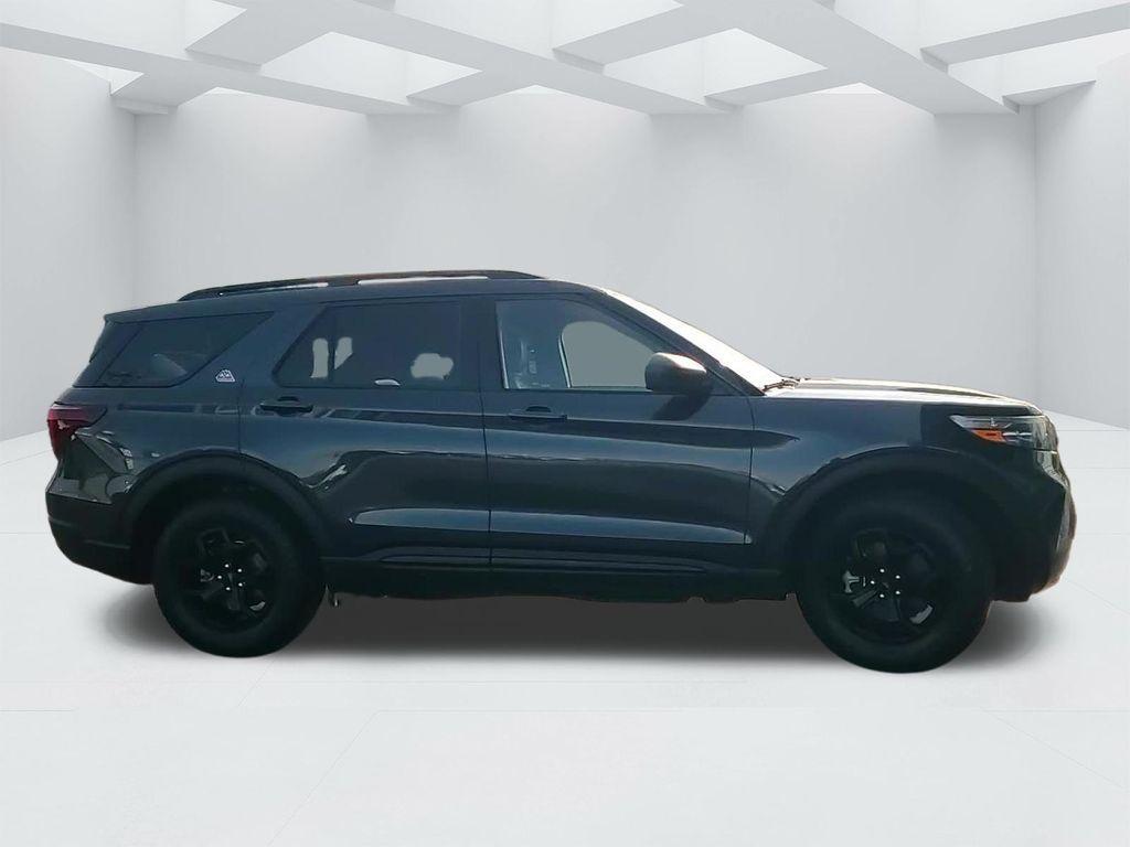 used 2022 Ford Explorer car, priced at $33,900