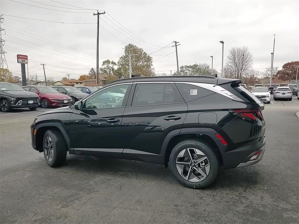 new 2025 Hyundai Tucson car, priced at $33,250