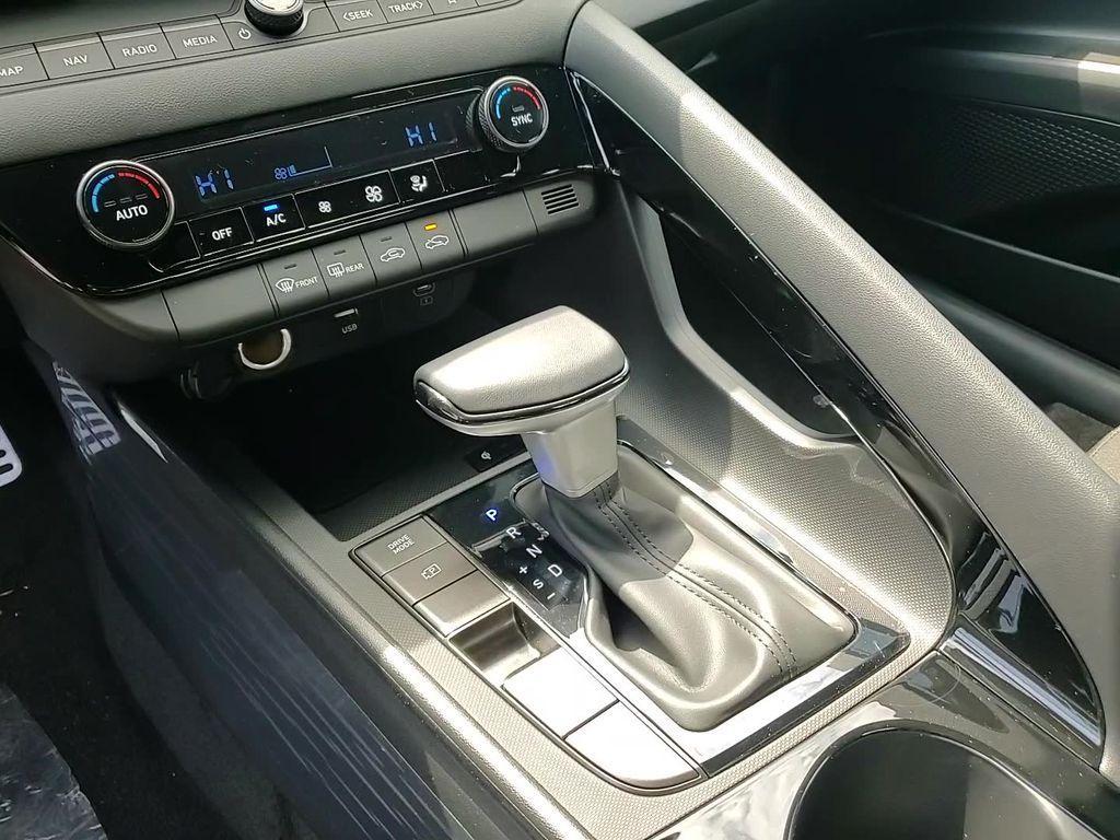 new 2025 Hyundai ELANTRA HEV car, priced at $29,224
