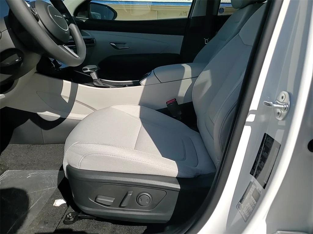 new 2025 Hyundai Tucson car, priced at $32,203