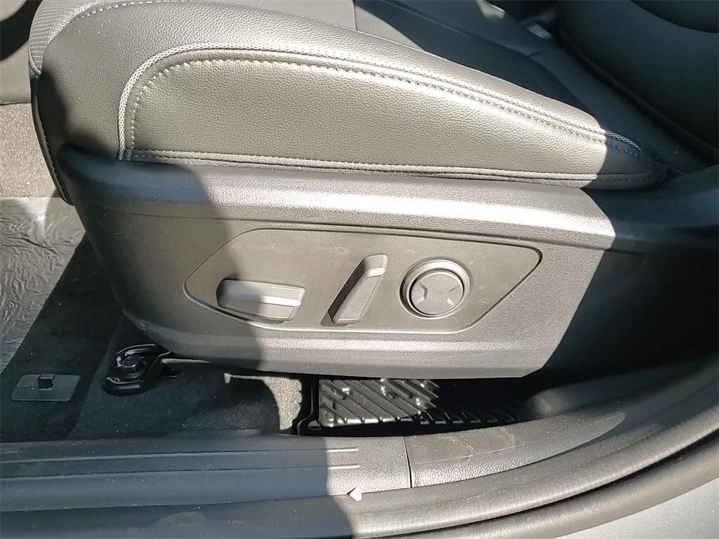 new 2025 Hyundai Tucson car, priced at $40,228