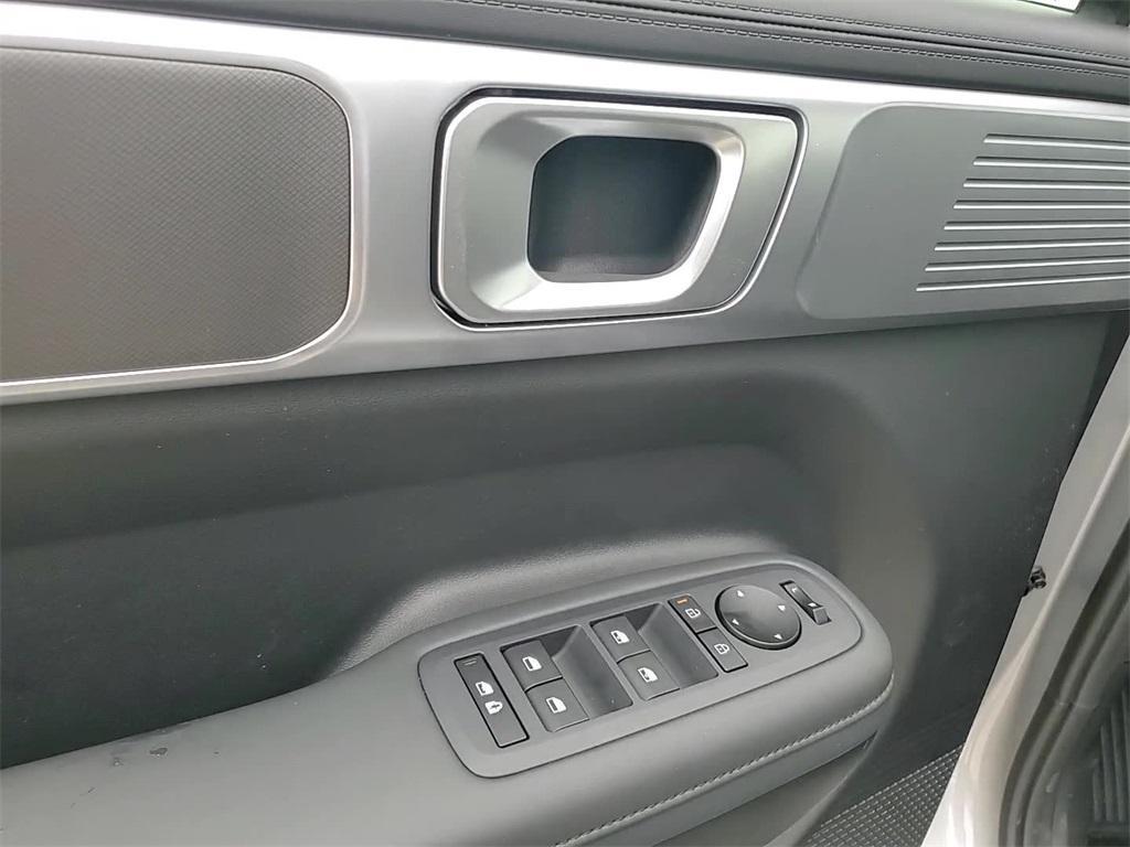 new 2025 Hyundai SANTA FE HEV car, priced at $39,971