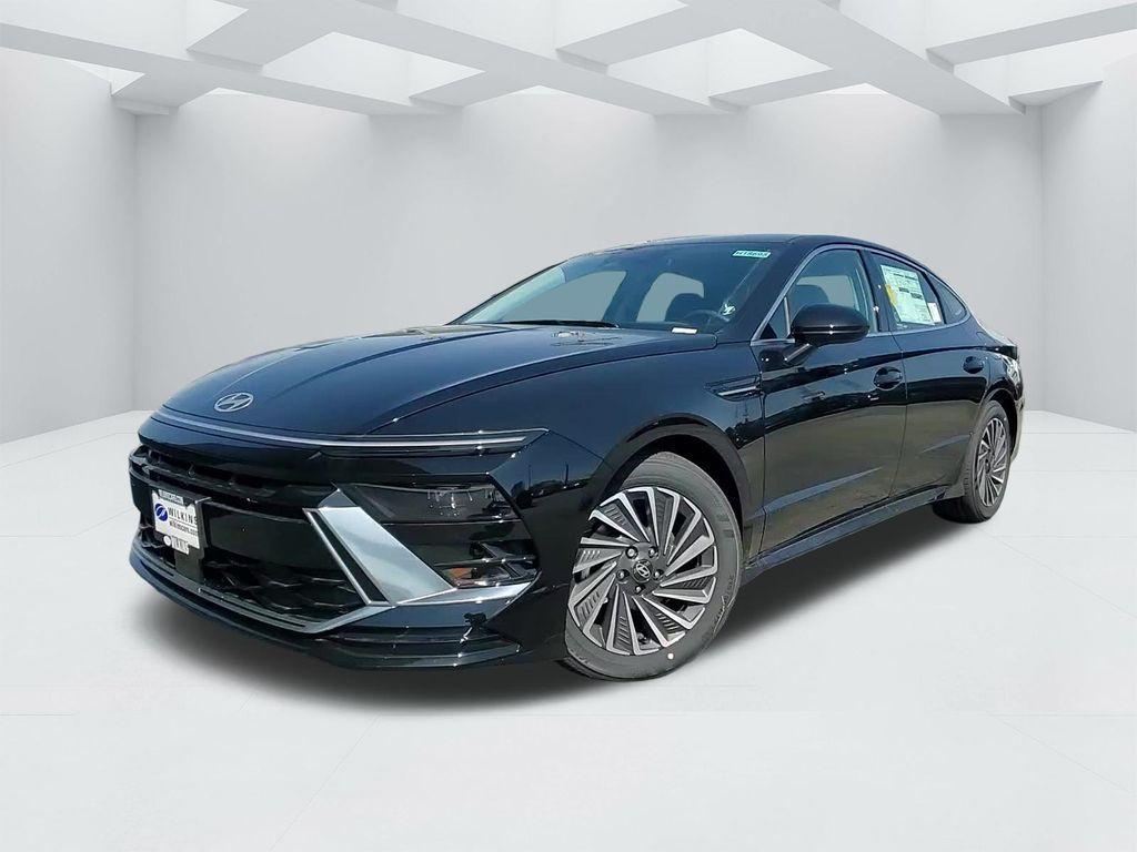new 2025 Hyundai Sonata Hybrid car, priced at $32,533