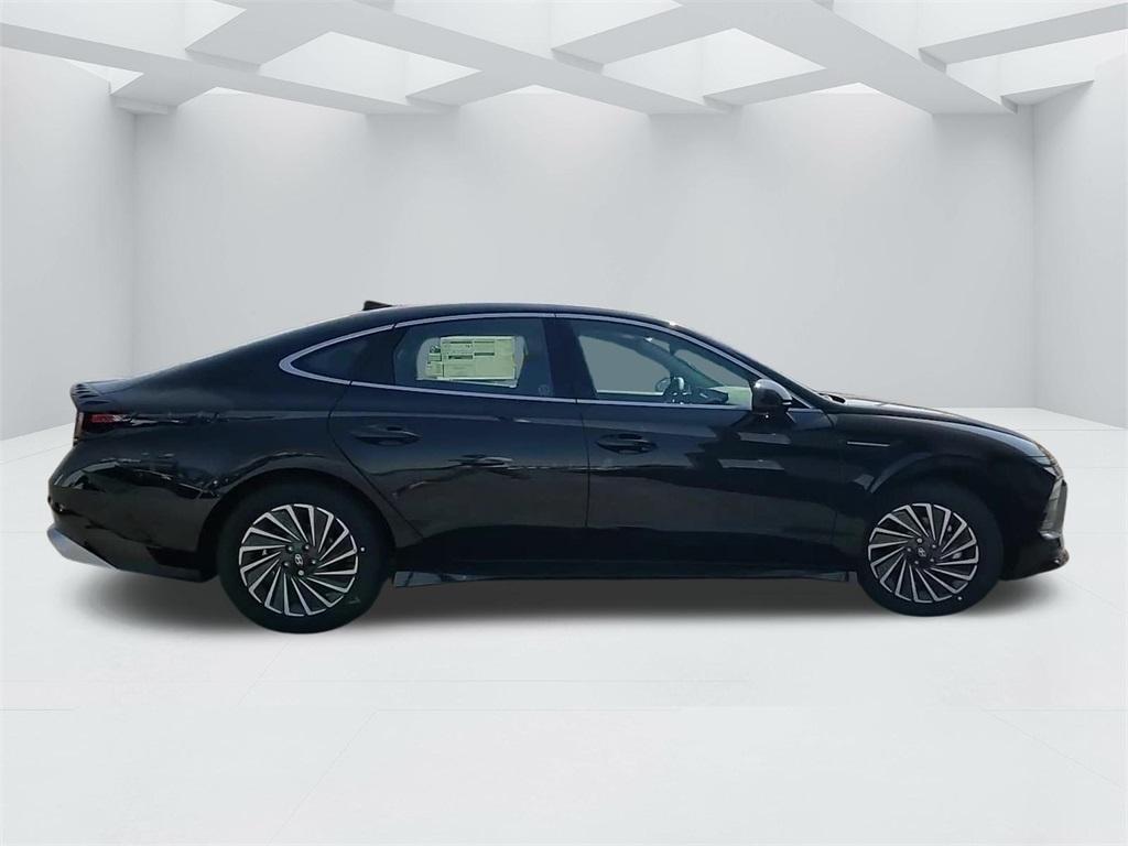 new 2025 Hyundai Sonata Hybrid car, priced at $31,783