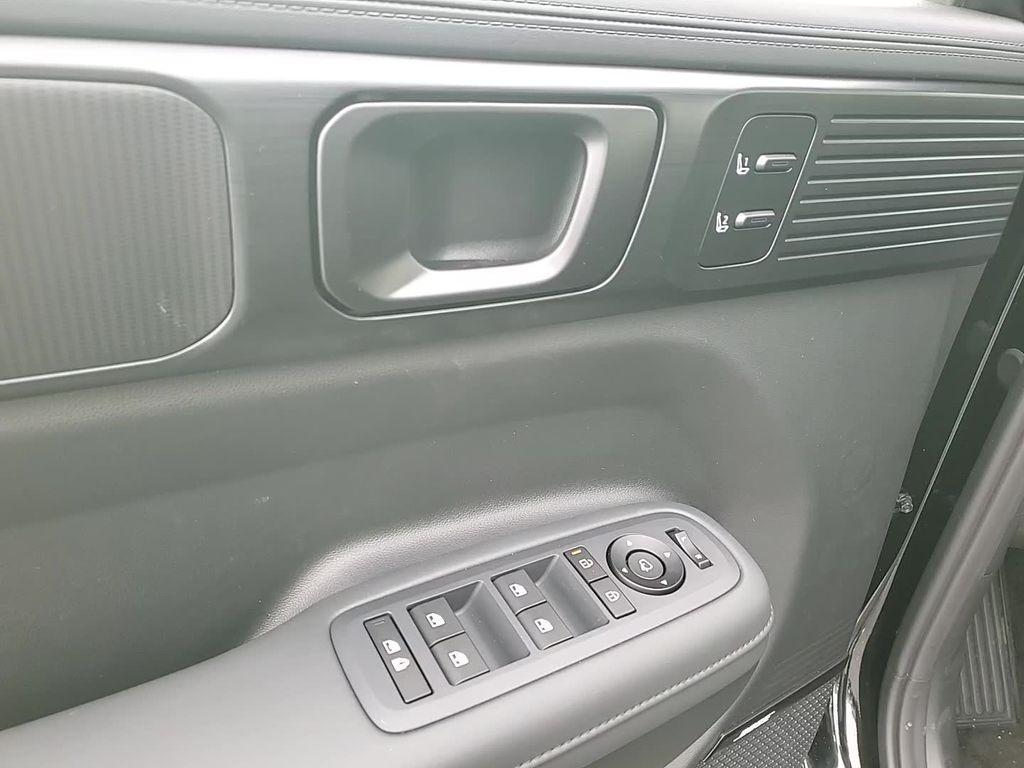 new 2026 Hyundai SANTA FE HEV car, priced at $47,662