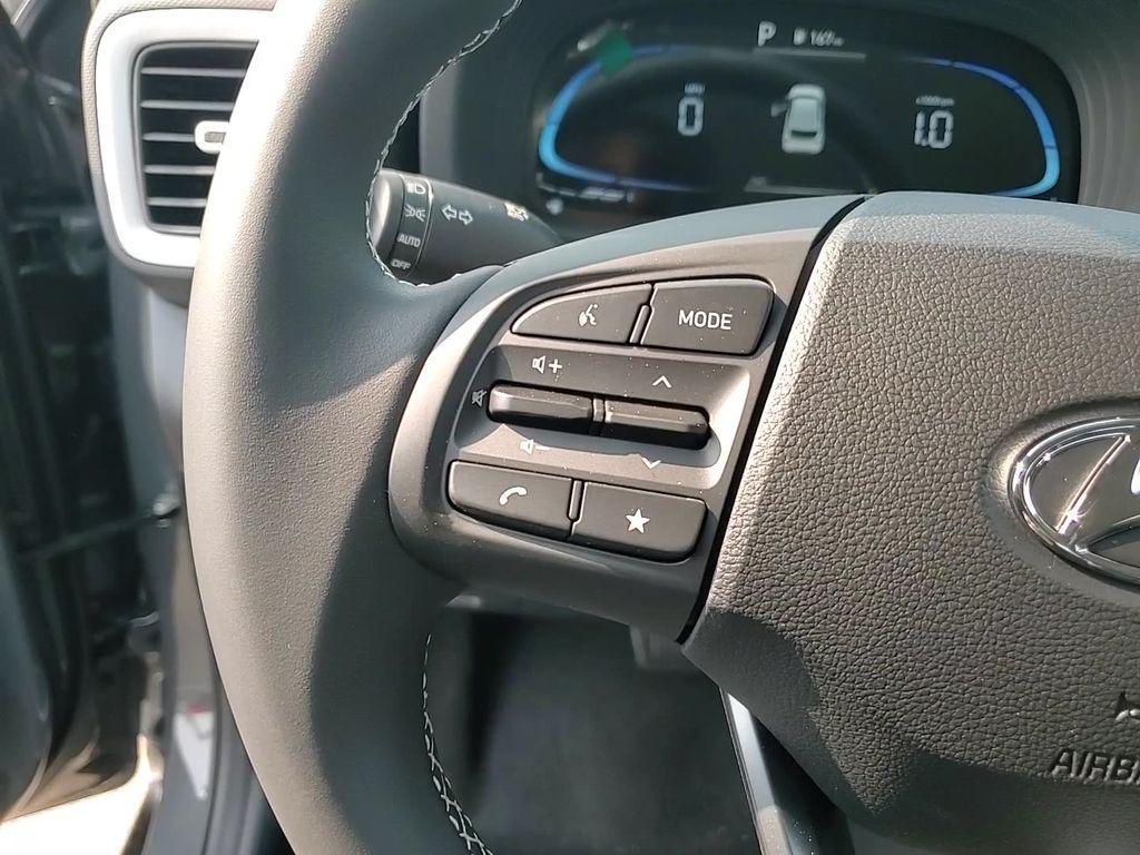 new 2025 Hyundai Venue car, priced at $24,839