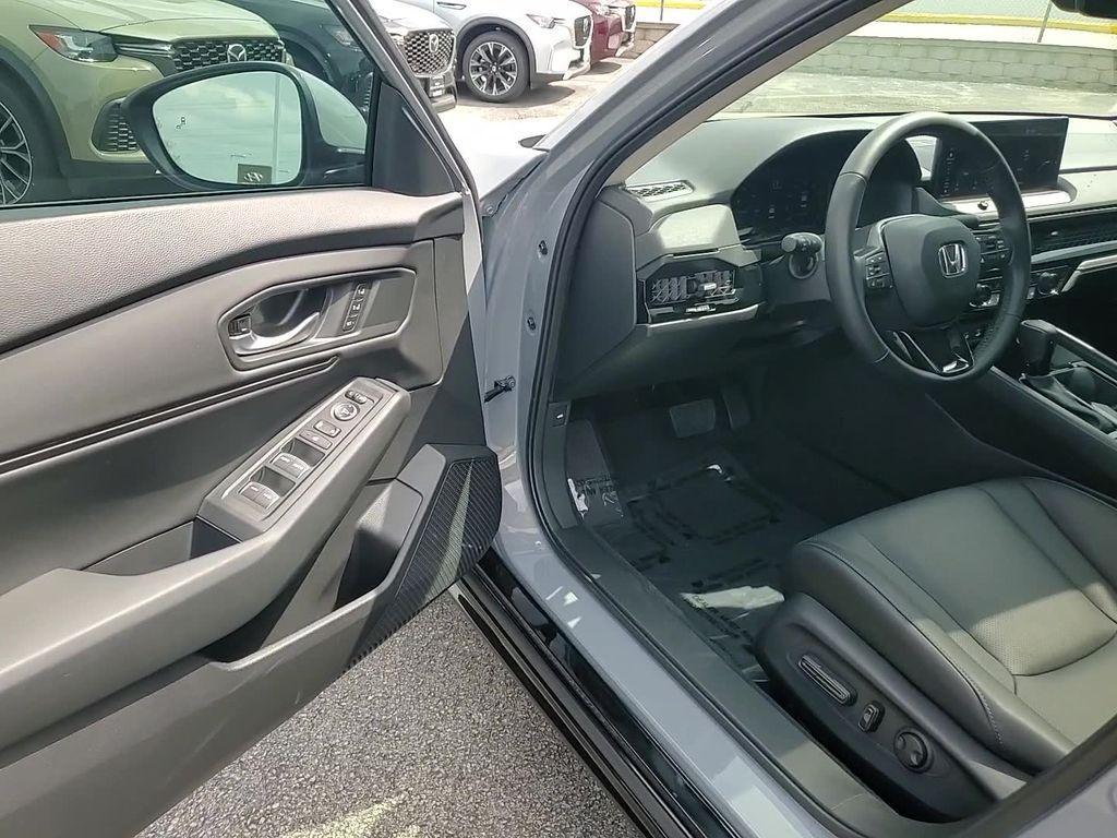 used 2025 Honda Accord Hybrid car, priced at $32,500